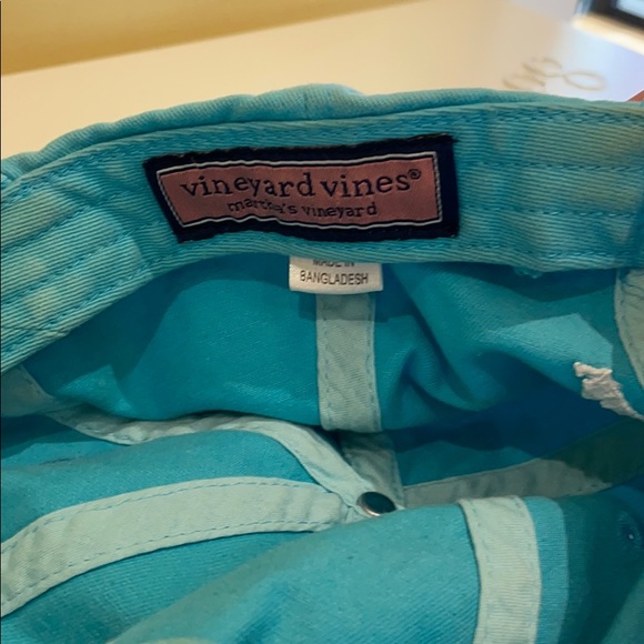 Vineyard Vines hat - Picture 4 of 4